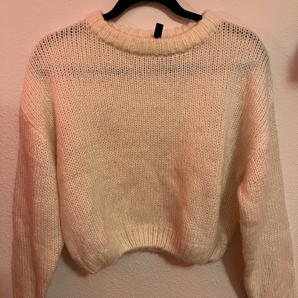 Womens / juniors cropped sweater (S)